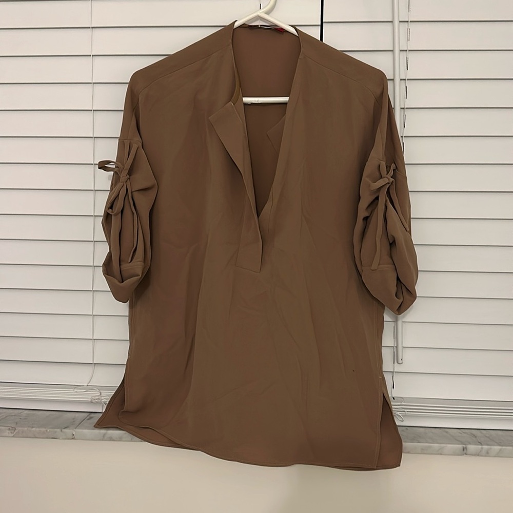 Ch Carolina herrera crape top
